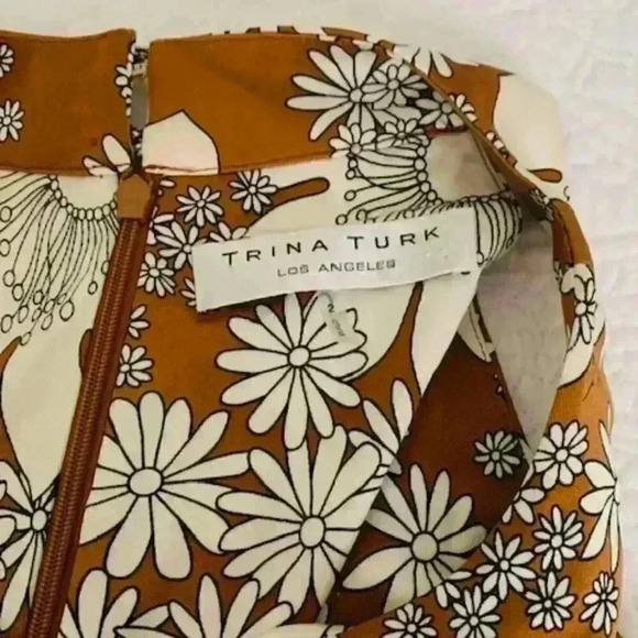 Trina Turk Daisy Top - Picture 5 of 7